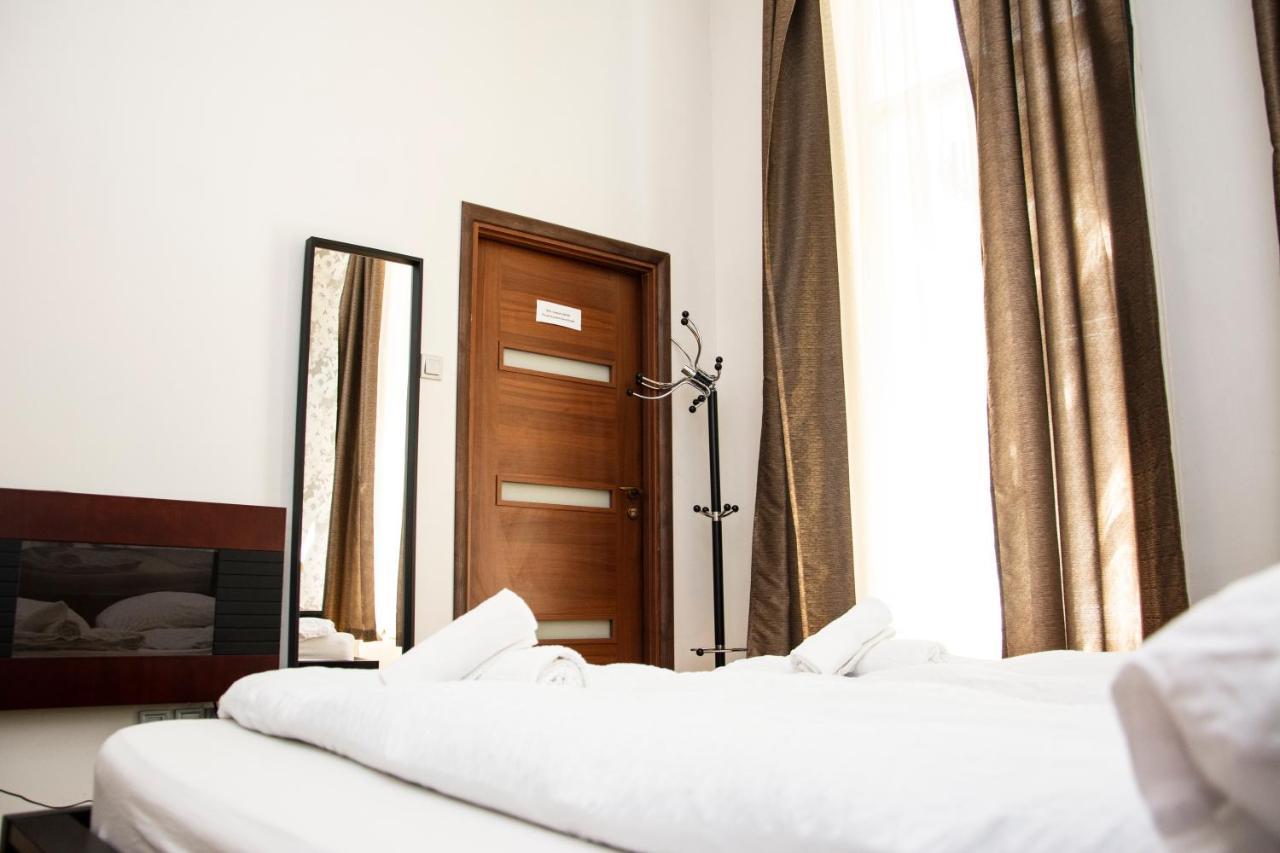 Andrassy Room บูดาเปสต์ ภายนอก รูปภาพ