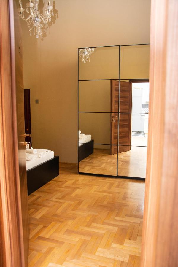 Andrassy Room บูดาเปสต์ ภายนอก รูปภาพ